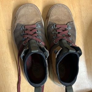 LL BEAN Vista Mid Hikers Hiking Boots